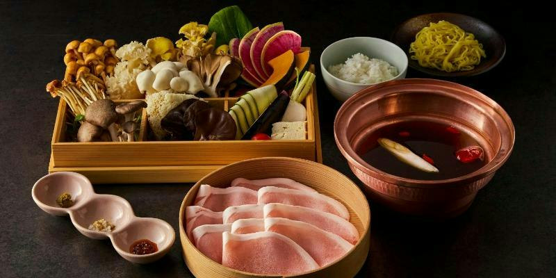 【秋日滿喫・附甜點】8種菇類與米澤豬的藥膳涮涮鍋