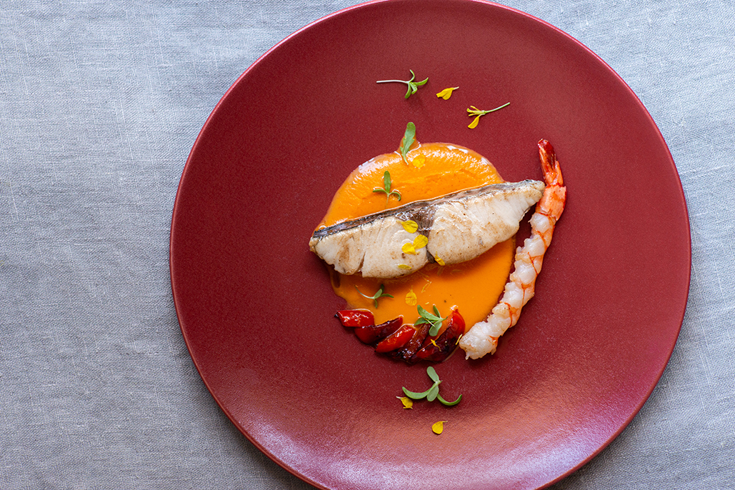 【Recommended】A great value plan featuring a 10-course full menu that celebrates the seasonal specialties, paired with four glasses of wine.