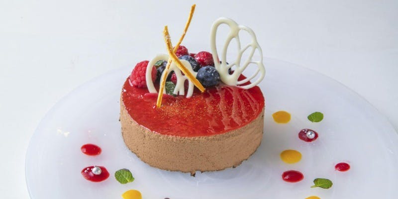 [Anniversary] Message Plate & 6 Dishes Including Domestic Beef (Food Only)