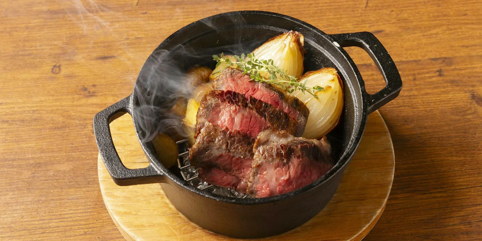 MEAT&WINE WINEHALL GLAMOUR 新橋