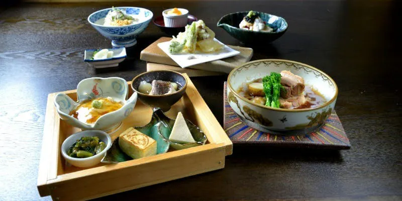 【每月更換】神樂懷石 6品 / 合鴨小鍋・湯葉・家常小菜・天婦羅等