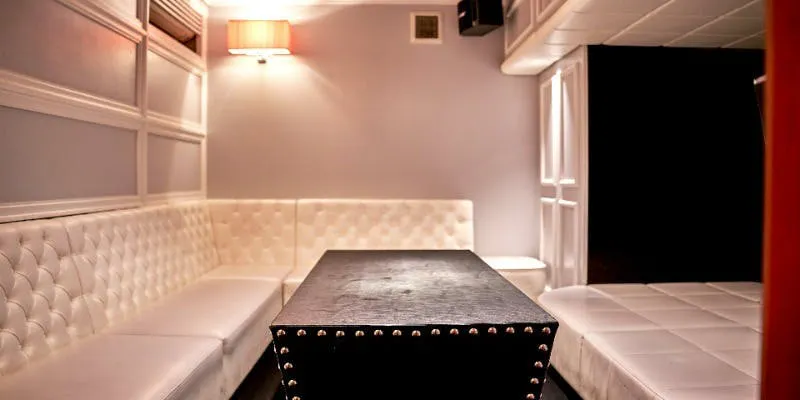 【Private room plan】完全個室確約×Share plan ×フリードリンク2時間×カラオケ完備