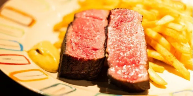 [Yokubari Satisfaction Course] Pinchos Assortment + 2 Appetizers + Bouillabaisse + Thick-Cut Steak + Dessert