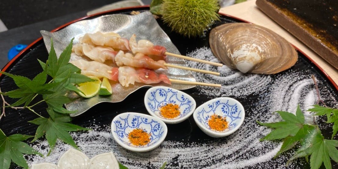 【店主推荐餐】您可以享受到店主精心挑选的时令食材，主要以寿司为主。
