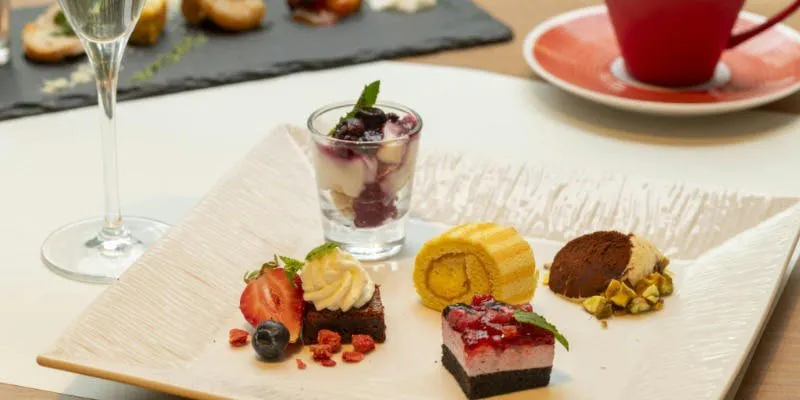 【アフタヌーンティ】選べるドリンク&プリフィクスパスタなど全5皿