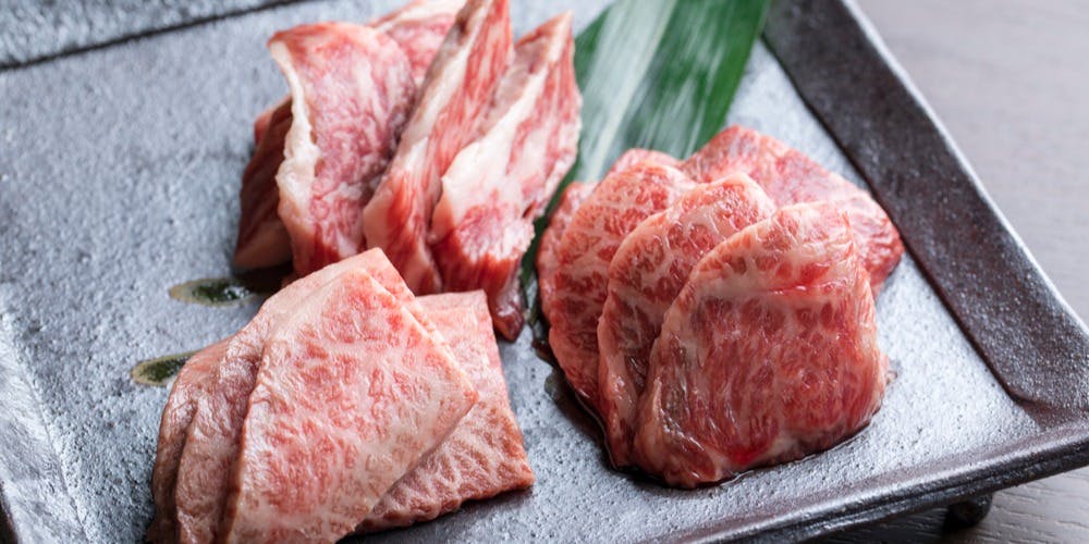 [5th Anniversary Course] Exquisite Tongue Assortment, Matsusaka Beef Five Cuts Lean Meat Platter, and 15 other items.