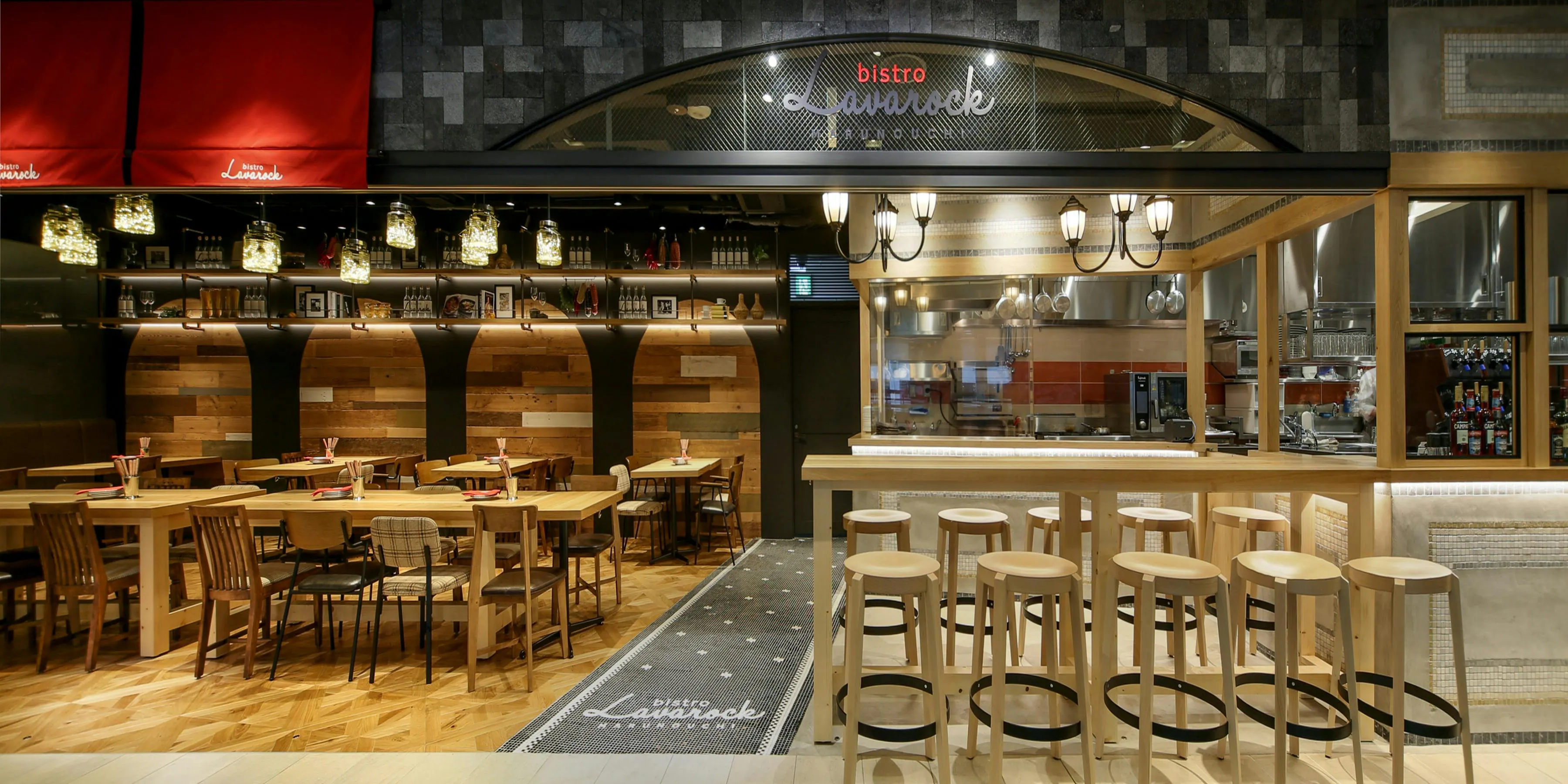 Bistro LAVAROCK 丸の内