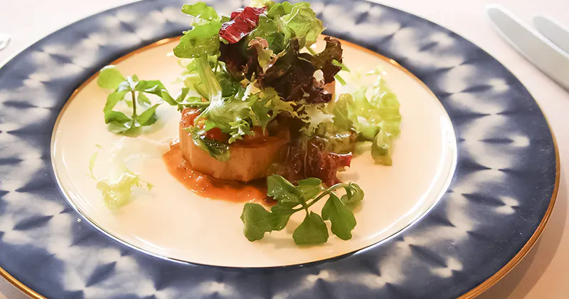 Full-course lunch フルコース ショートコースをベースに魚もお肉も楽しめるフルコースランチ