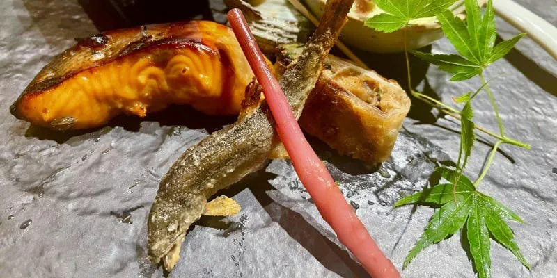 【全9品课程】炙烤物、刺身、鱼肉炭火烧、砂锅饭等（半包间）