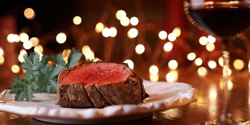 【Xmas】仅限1组 可欣赏橄榄圣诞树的窗边座位 全11道菜