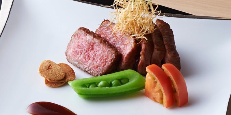 【珠玉コース】　伊勢海老やアワビ、倉薗牛を味わえる特別会席料理　12品