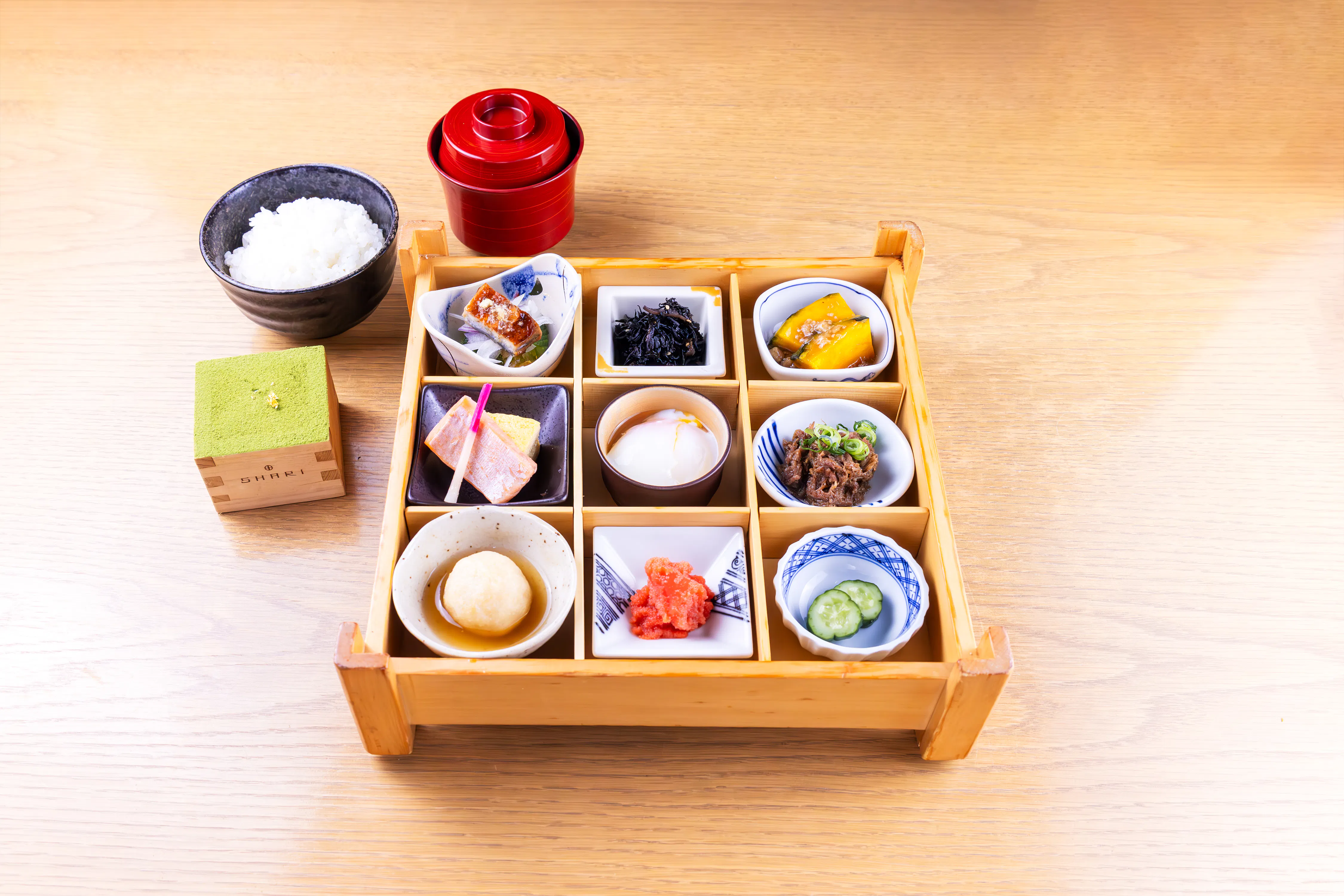 【小鉢御膳】小鉢9種と土鍋の釜炊きご飯を堪能