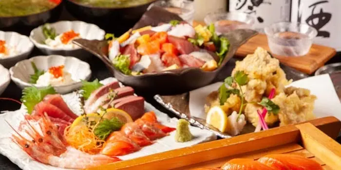 【紫陽花コース】2時間飲み放題含む　おまかせ握り8貫＋お料理5品