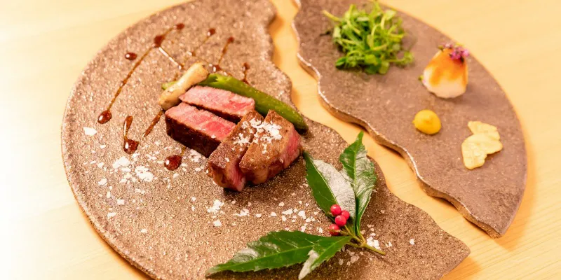 品味精选的“名肉”、“海鲜”和“时令菜肴”的【肉割烹套餐】