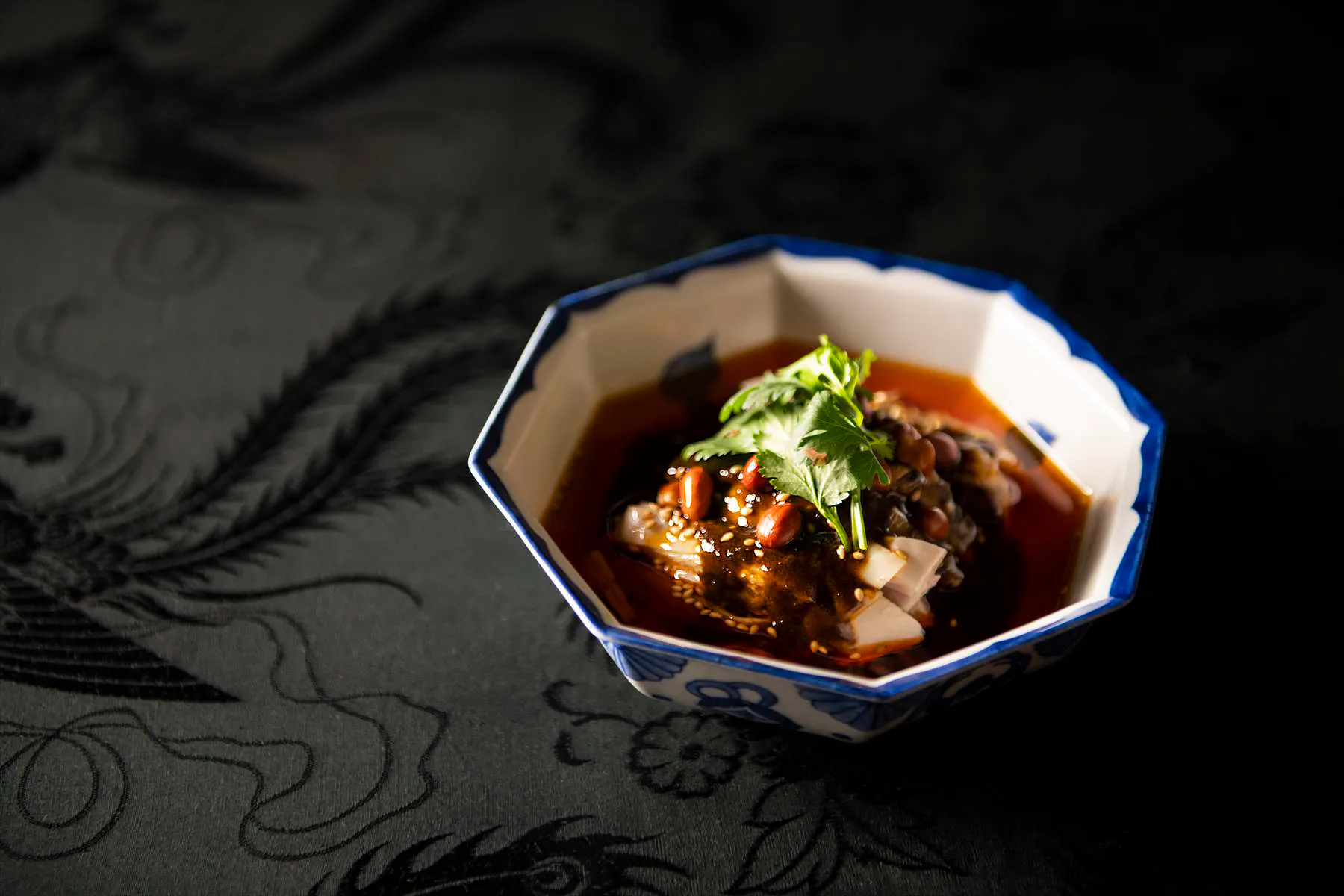 Chinese restaurant TORAMANGEN  MINAMIAOYAMA TOKYO