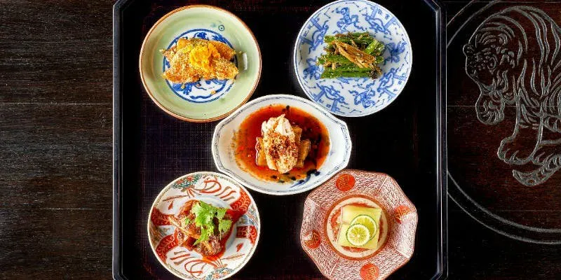 Chinese restaurant TORAMANGEN  MINAMIAOYAMA TOKYO
