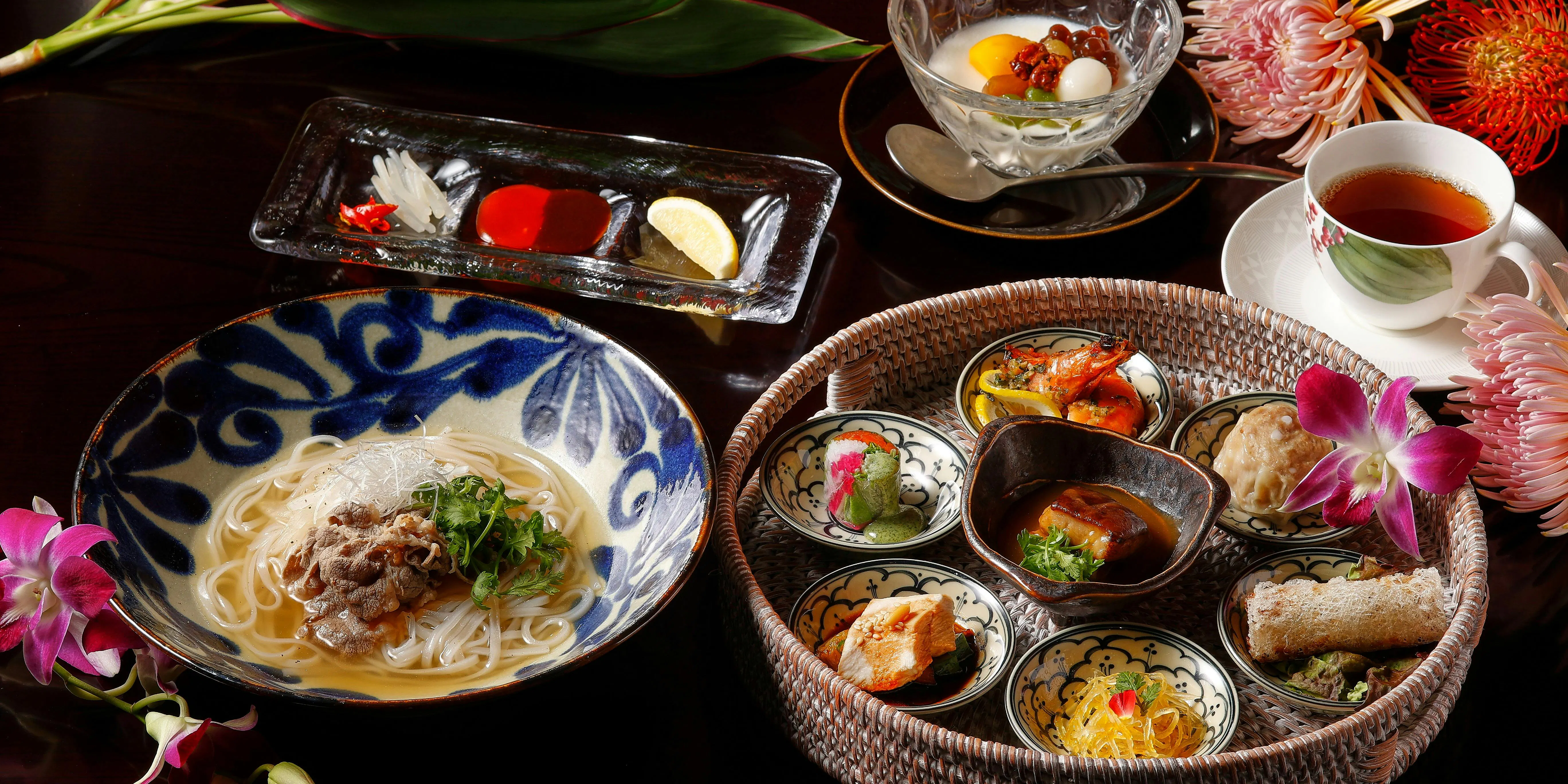 【香蓮コース】濃厚フカヒレスープ、選べる逸品料理、お食事など全6品