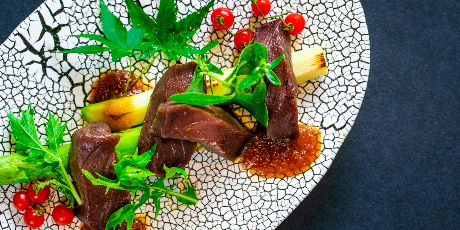 【枫】最受欢迎，使用时令食材的全九道菜