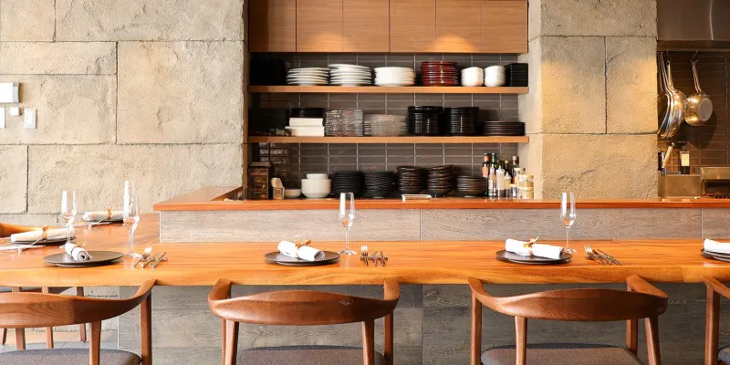 RISTORANTE con fuoco TAKUJI ASAI