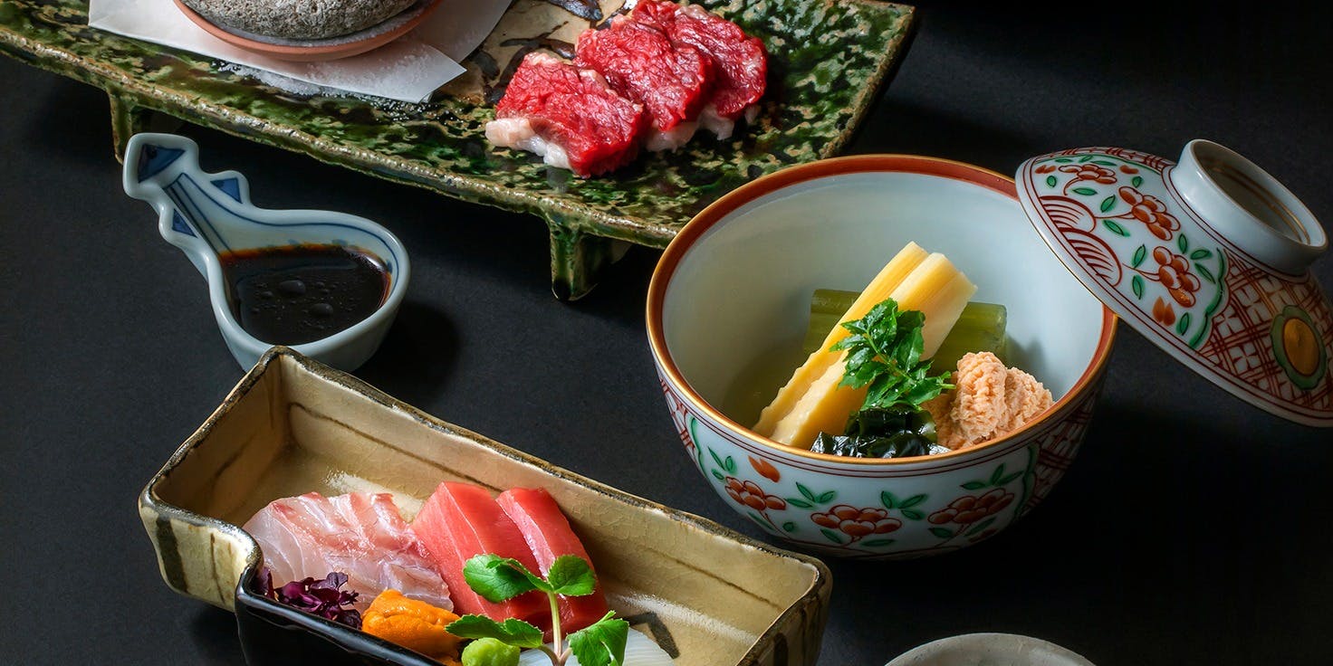 【夜会席】先付、お造り3種、八寸、焼物、季節の土鍋ご飯など全8品