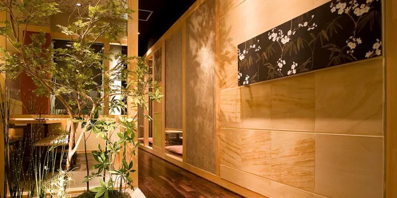 Japanese Cuisine 菜な 春吉店