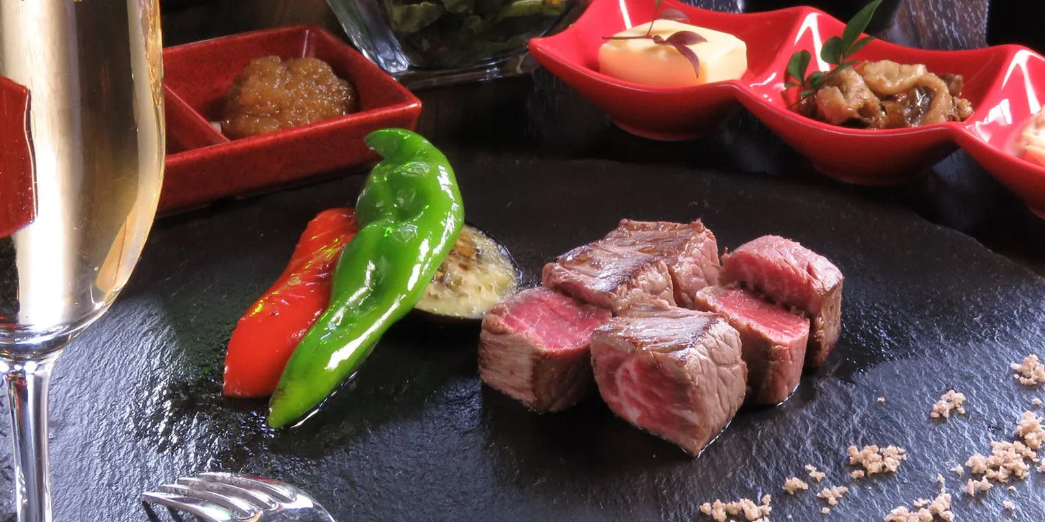 演出鉄板ステーキ＆BAR ココットアルファ河原町本店