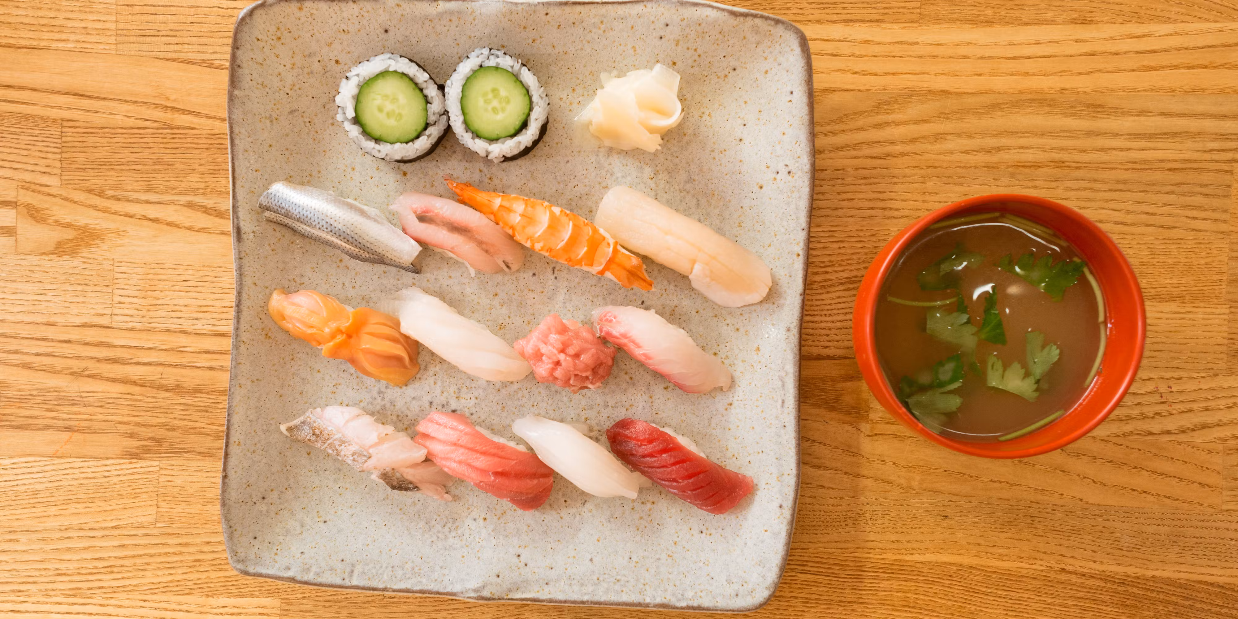 【壽套餐】料理6品、嚴選握壽司10貫、味噌湯等