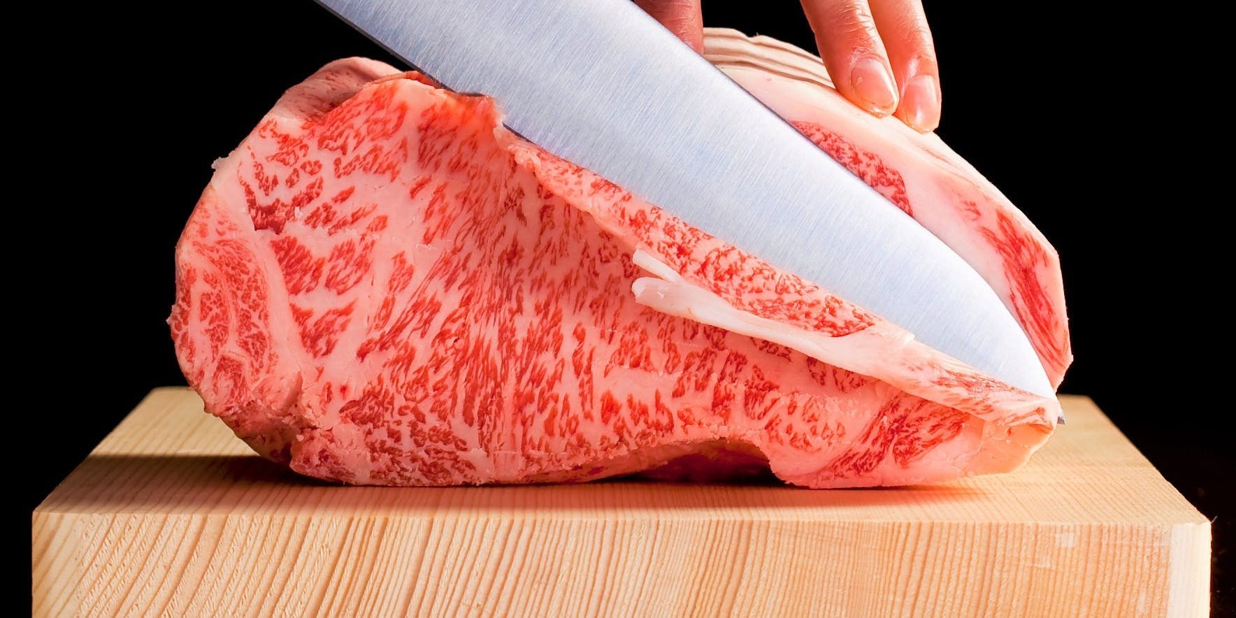 【匠的黑毛和牛套餐】鹽烤牛舌、涮燒牛肩肉、和牛上腰肉、牛橫膈膜等共11道菜