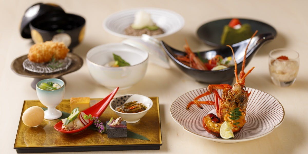 [Kouga] Grilled spiny lobster and Japanese black beef hot pot, luxurious premium kaiseki course with 10 dishes