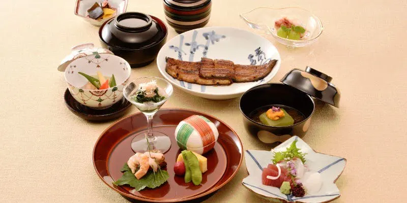 会席料理「日吉」