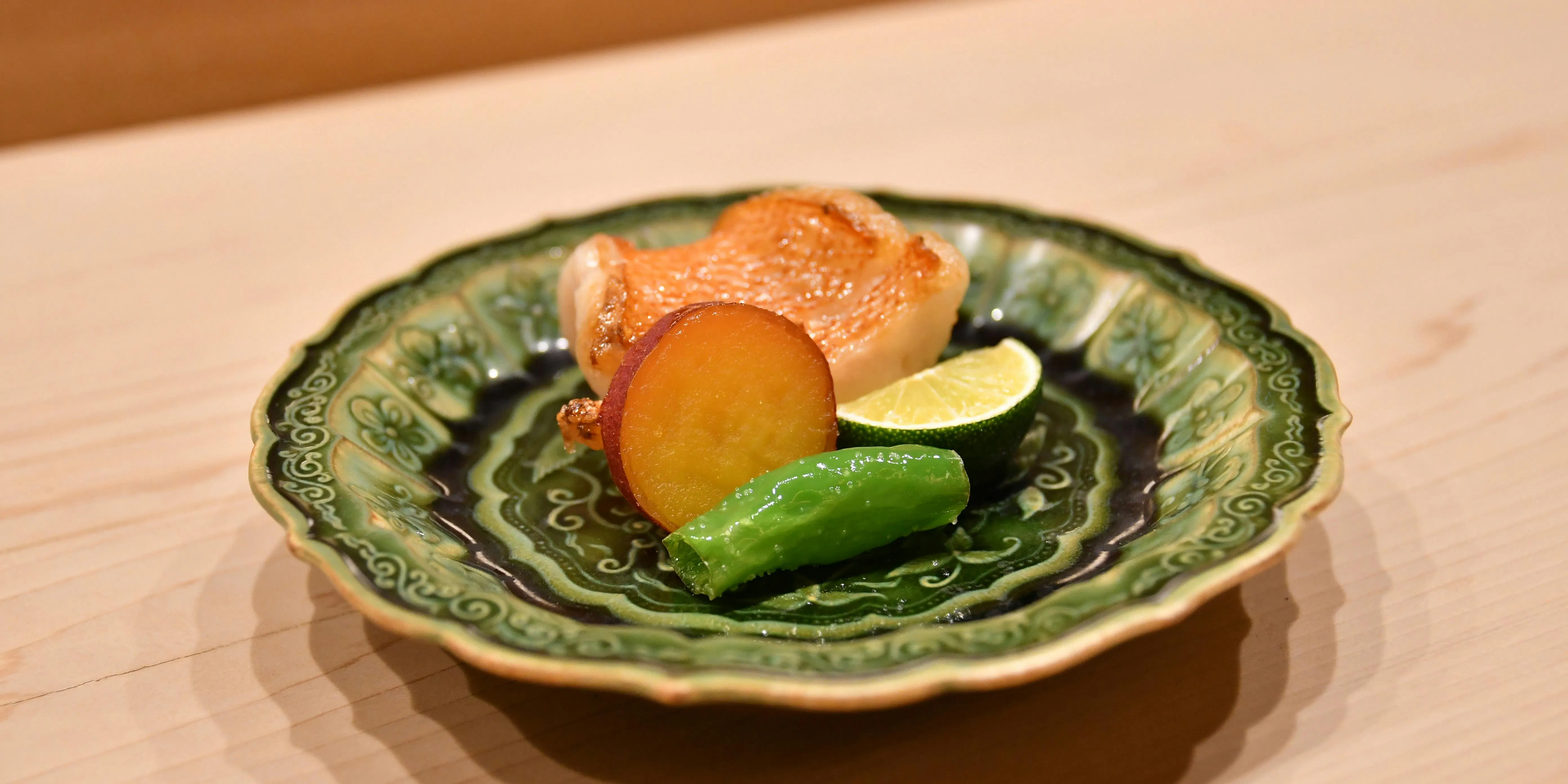 午餐懷石「特選」黑毛和牛排或甲魚鍋 等共9道菜品