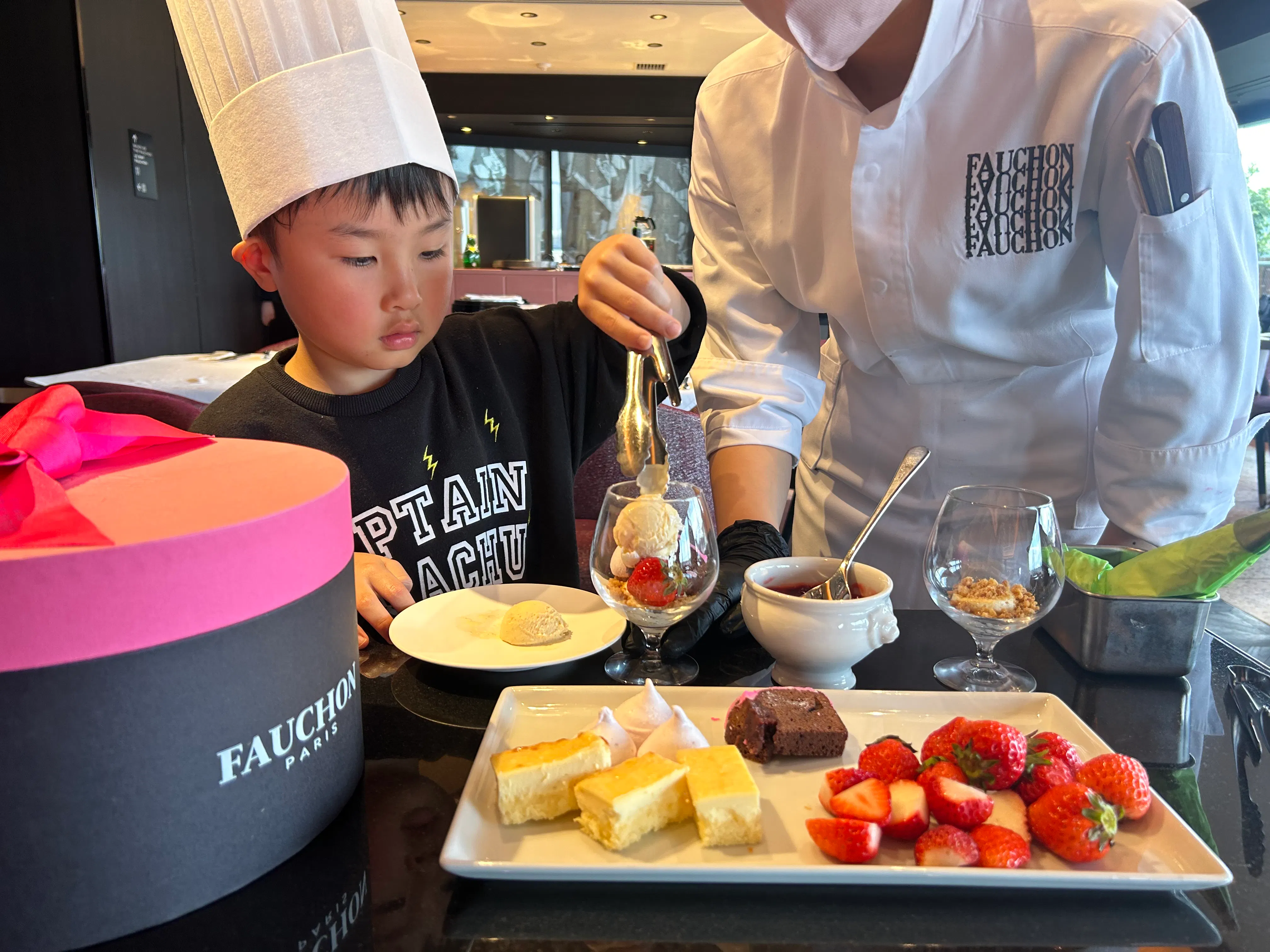 【夏休み特別企画】デザートづくり体験付キッズランチビュッフェ