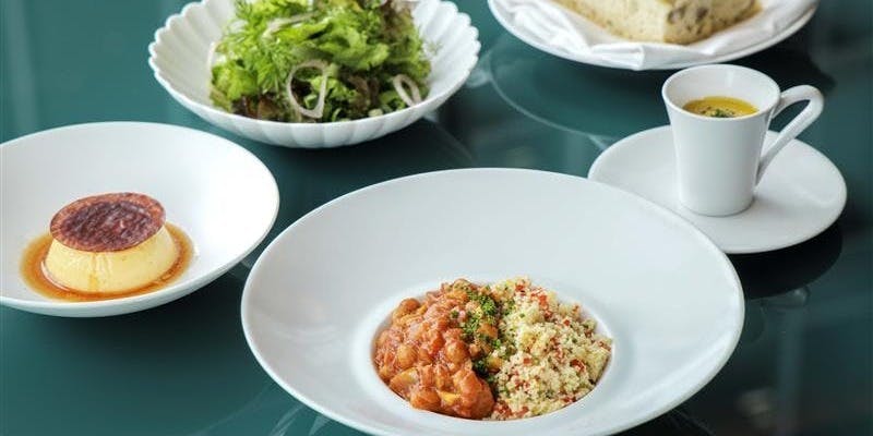 平日限定 EXPRESS LUNCH 2品コース【前菜＋メイン　又は　メイン＋デザート】