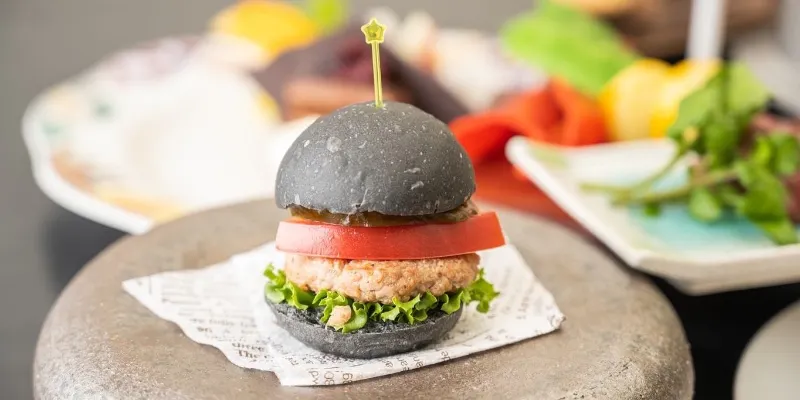 【Panyoディナー】Panyoバーガー、オマール海老、季節料理など
