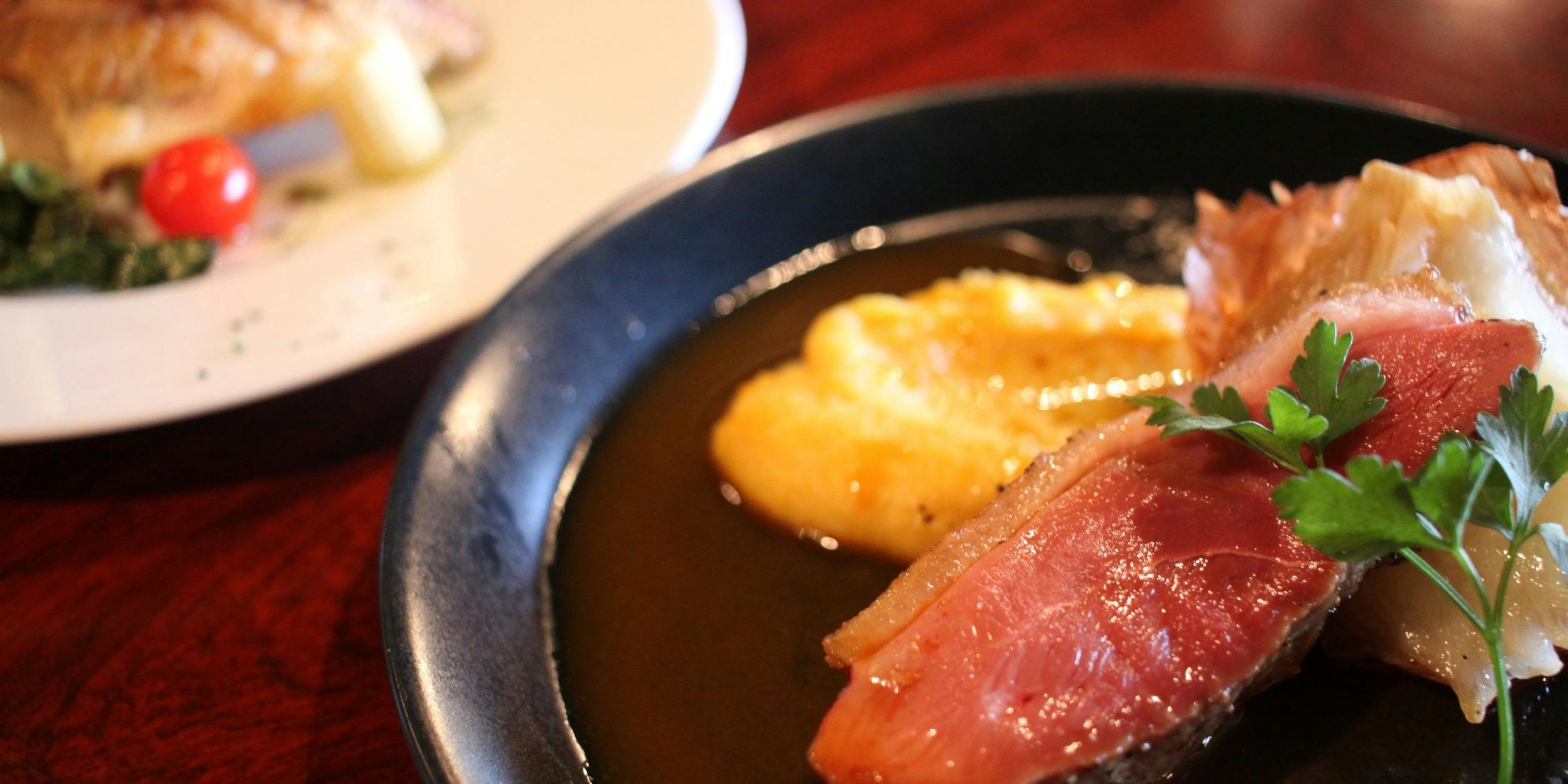 [Course French] Assorted 5 appetizers, specialty Tarte Flambée, skirt steak and more, totaling 5 dishes