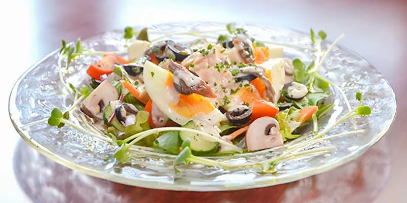 【誕生日・記念日コース】スパークリングワイン&メッセ入りデザート付 肉&魚料理など