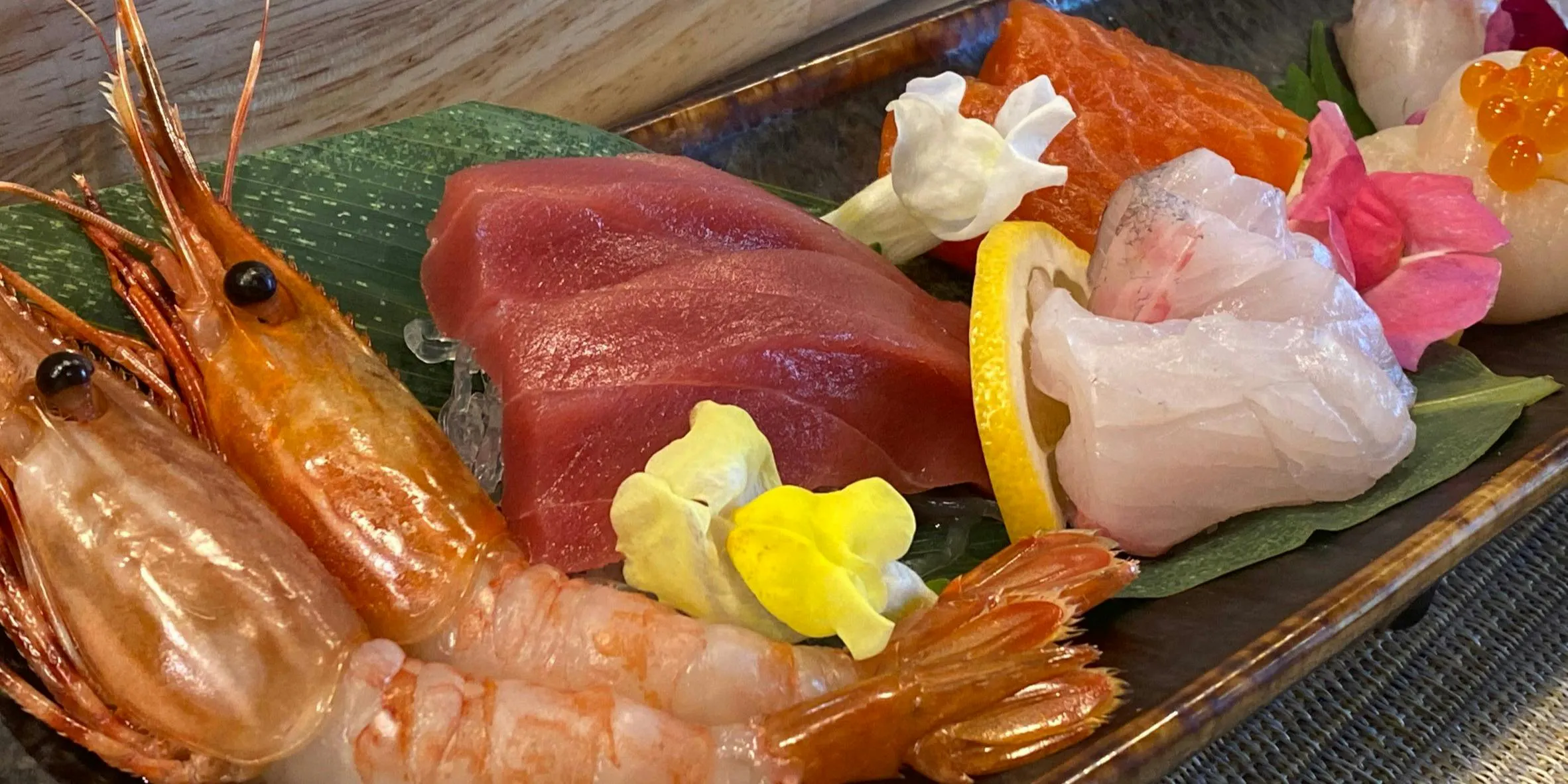【Chef's Selection 60 Course】9 dishes in total including grilled items, simmered dishes, tempura, and sushi.