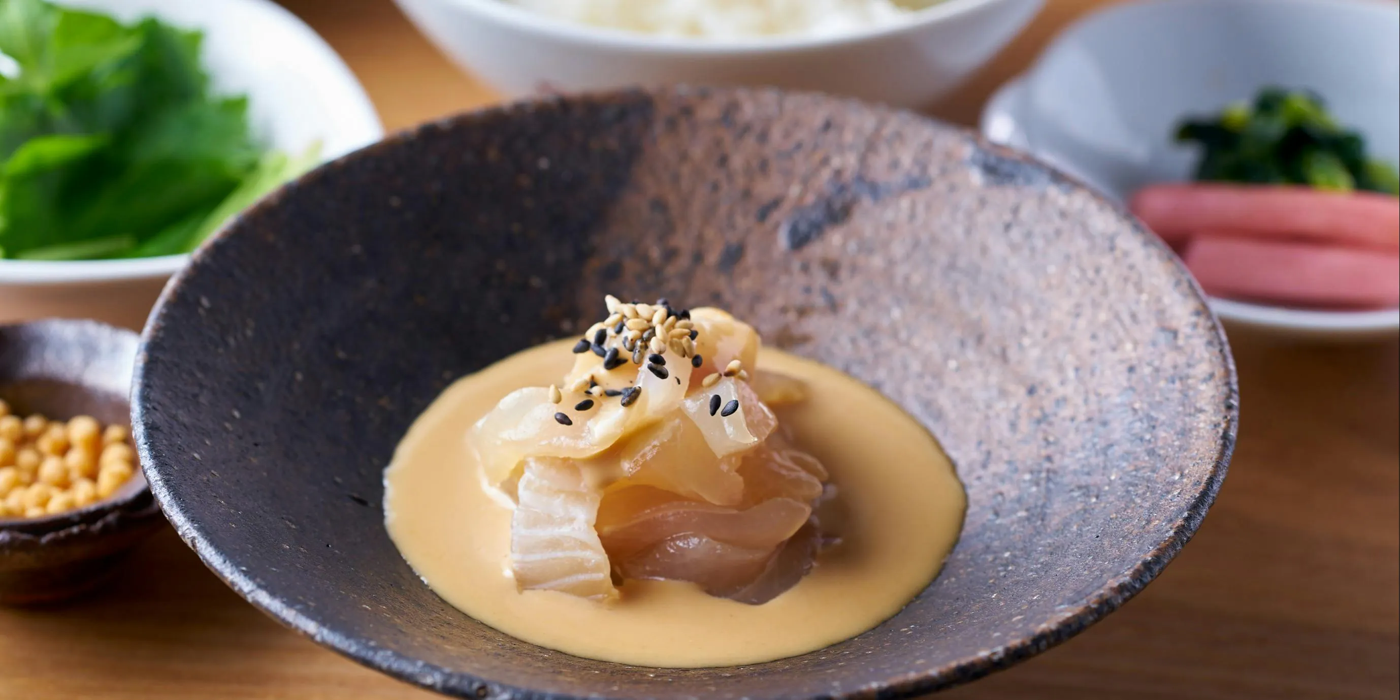 With side buffet: Traditional sea bream chazuke meal from the restaurant "Kacho" in Higashi-Ginza