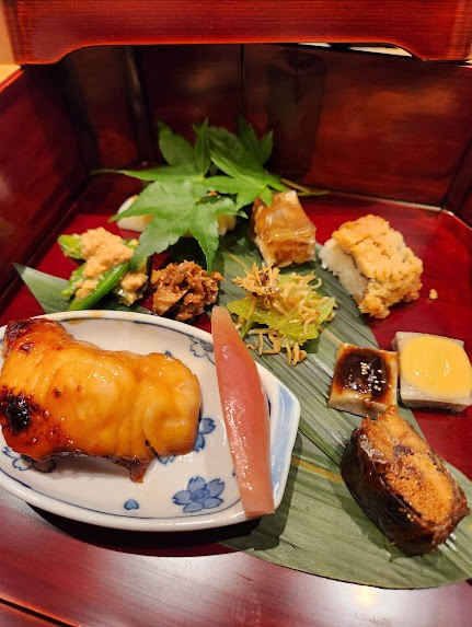 [Recommended Course] Enjoy dishes lavishly prepared with carefully selected seasonal ingredients by our chef.