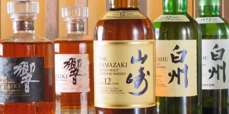 【喝到飽】A5級黑毛和牛排、有頭蝦香草烤蝦，日本威士忌無限暢飲