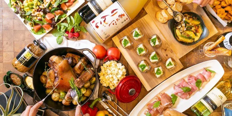 3時間飲み放題!【プライベートテラスパーティープラン】国産牛のグリル・豚肩ロース肉のコンフィ等全9品