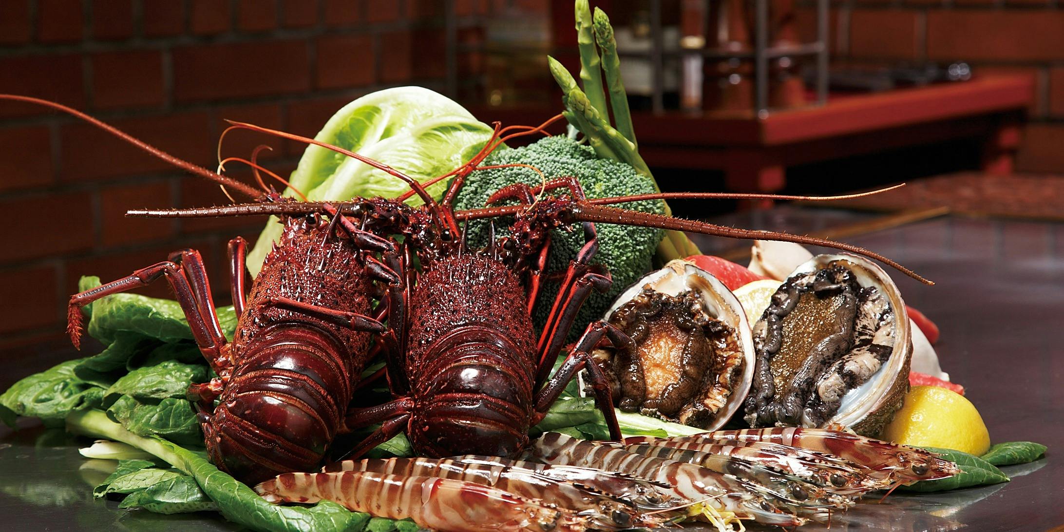 [Deep Purple ~KOKIMURASAKI~] Domestic Spiny Lobster and Seafood Course