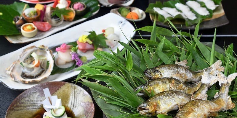 [Select] A course lavishly using seasonal ingredients