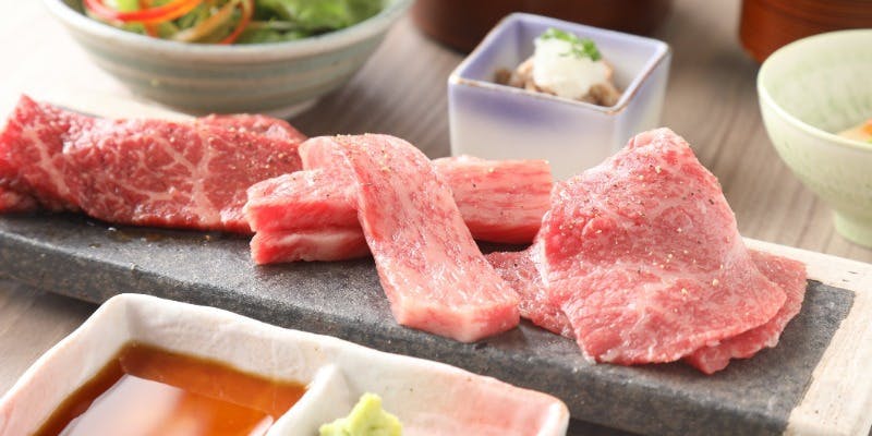 [Grilled Meat] Special Grilled Meat Lunch (Kobe Beef, Omi Beef, Black Wagyu Beef)
