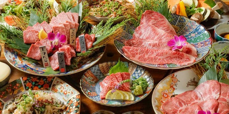 2位顧客起～【秋季限定】黑毛和牛・月見沙朗牛排燒涮的秋季套餐