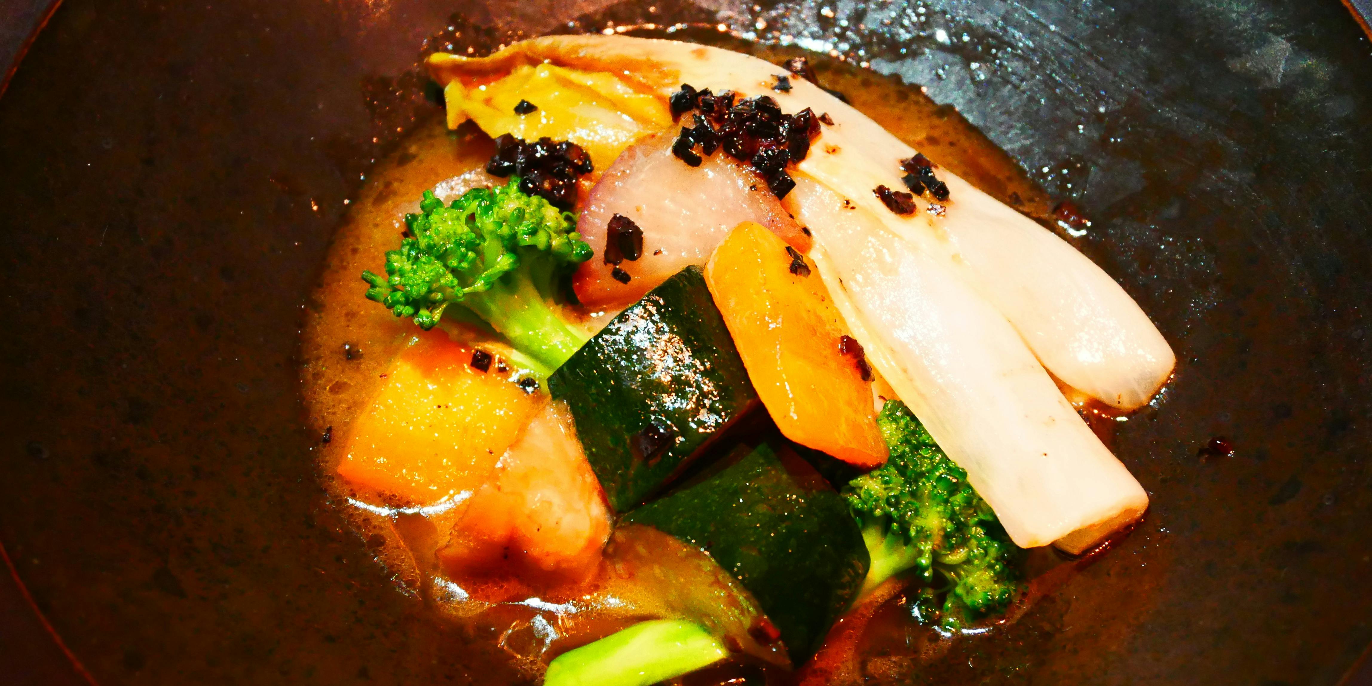 【Menu Epicure】前菜3種、魚料理、和牛のメインなど 全7品  季節の食材を使用したおまかせコース