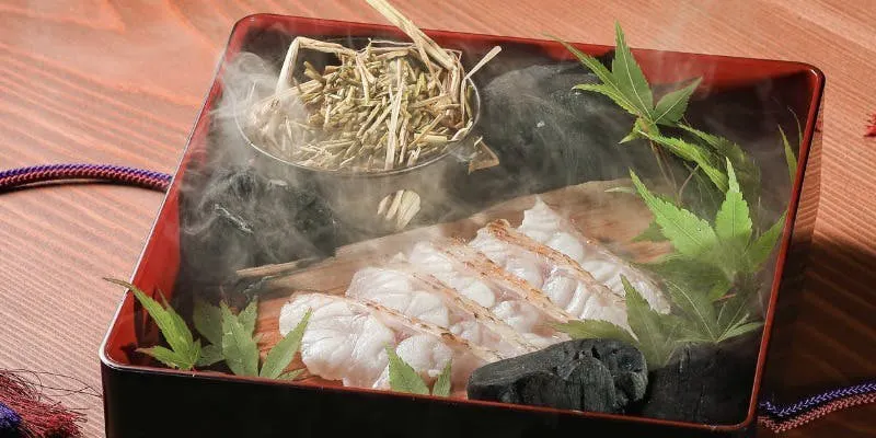 【2Fファインダイニング】厳選食材を味わうコース