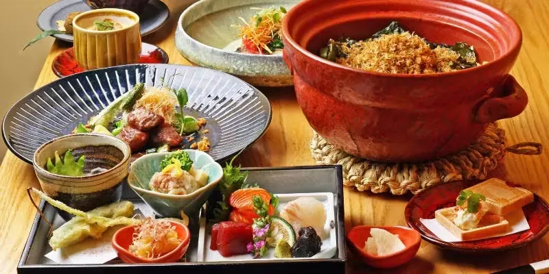 Dinner Course ~Ito~: A vibrant Kyoto evening meal showcasing the chef's exquisite skills