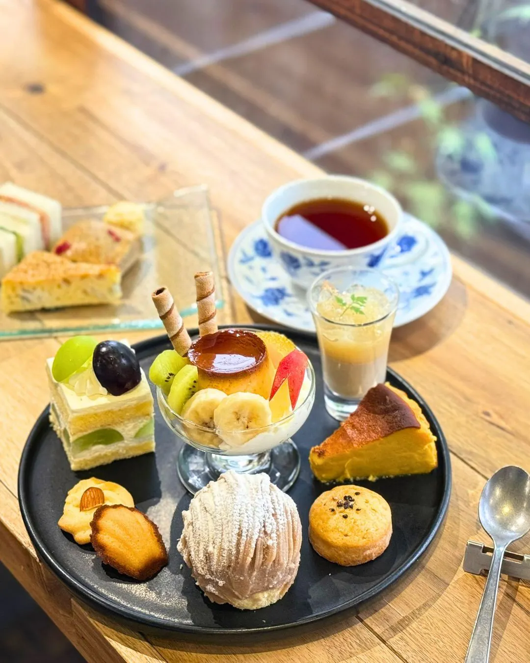 【11/1~ Event】Autumn Afternoon Tea Enjoying Autumn Flavors in a Machiya