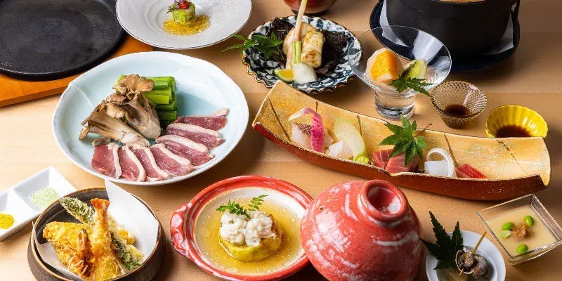 [Fuku Course] A blissful moment to savor 9 seasonal Japanese dishes. Web exclusive discount.